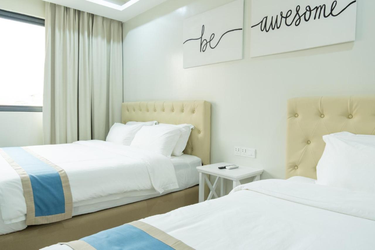 Hampton Suites Davao Exterior foto